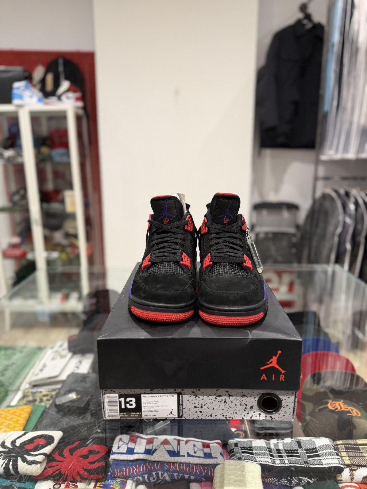 Jordan Brand Jordan 4 Raptors Drake OVO (2019) Size: 13 Size US 13 / EU 46 - 3 Thumbnail