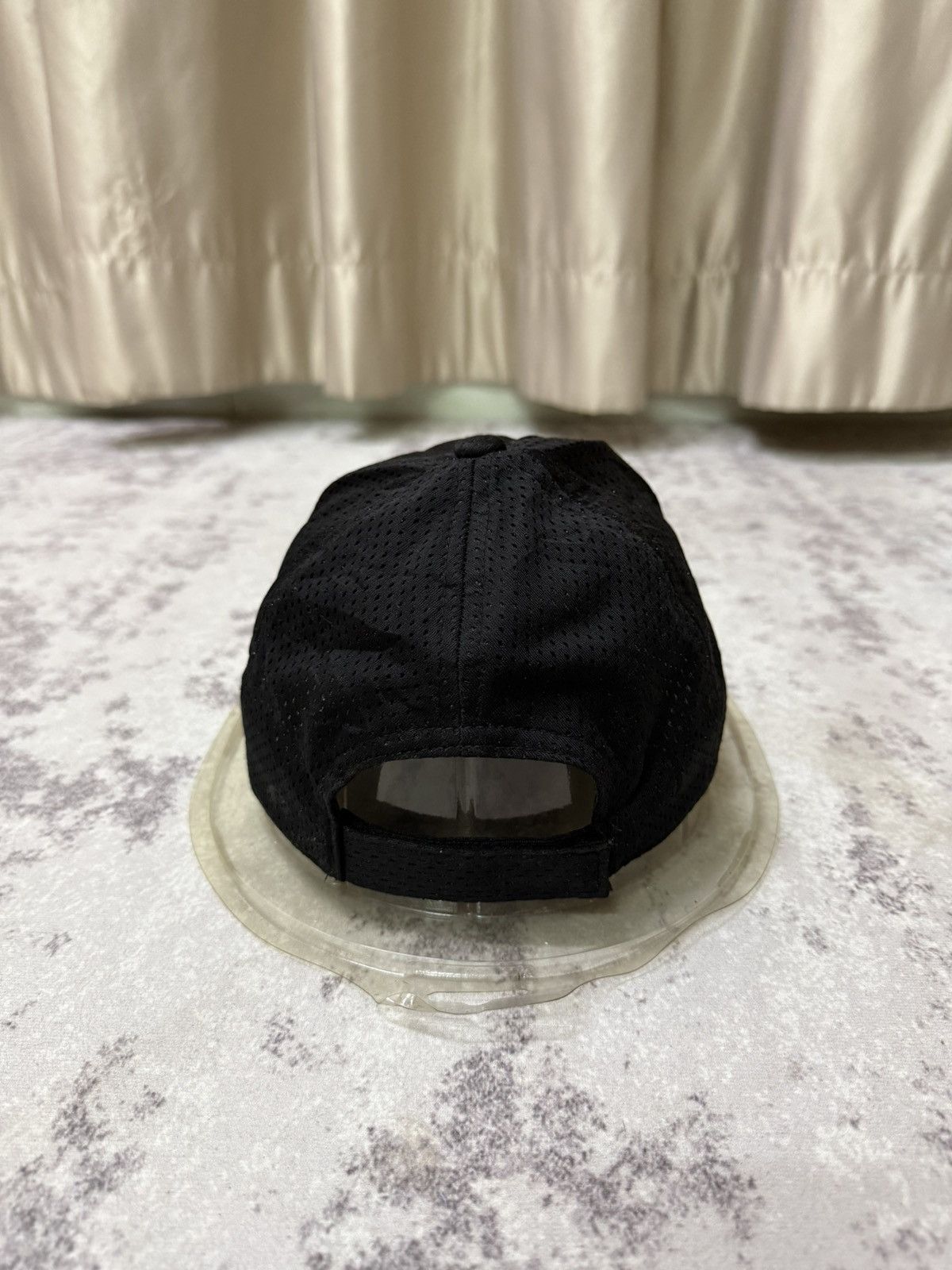 Vintage Outdoor Product Runinng Velcro Adjustable Cap Size ONE SIZE - 4 Thumbnail