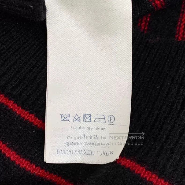 Louis Vuitton Louis Vuitton Crimson striped logo aged cashmere crewneck Size US M / EU 48-50 / 2 - 6 Thumbnail