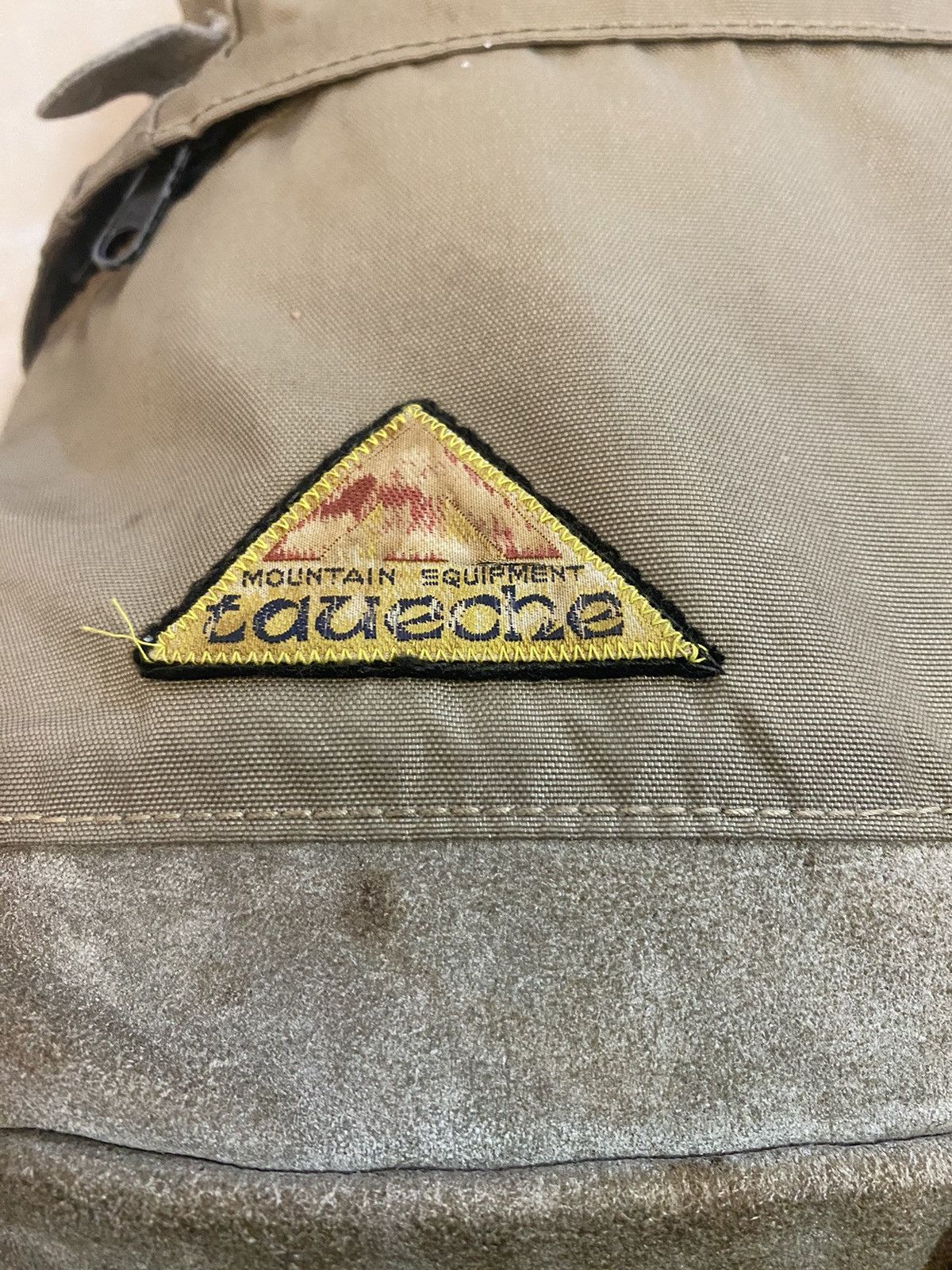 Vintage Vintage Equipment Taueche Mountain Backpack Suede Leather Size ONE SIZE - 6 Thumbnail
