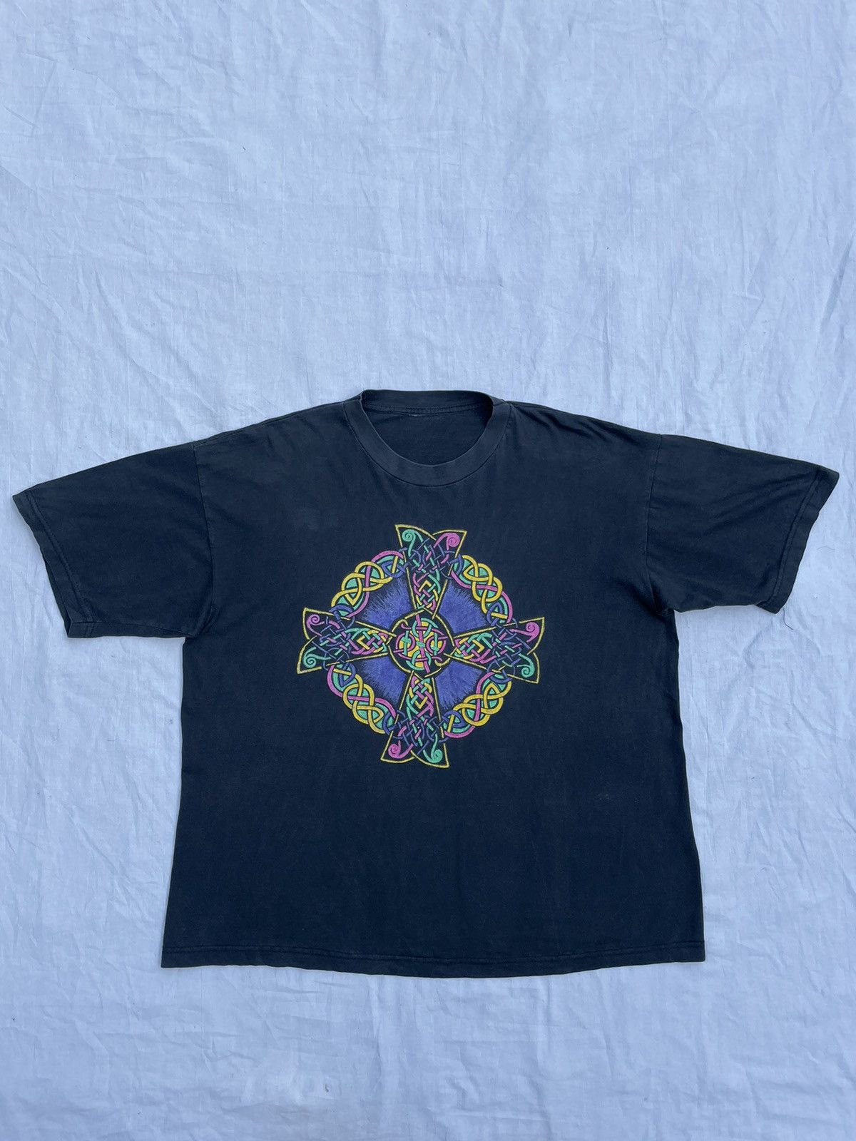 Vintage Vintage Celtic Cross T-shirt Size US M / EU 48-50 / 2 - 1 Thumbnail
