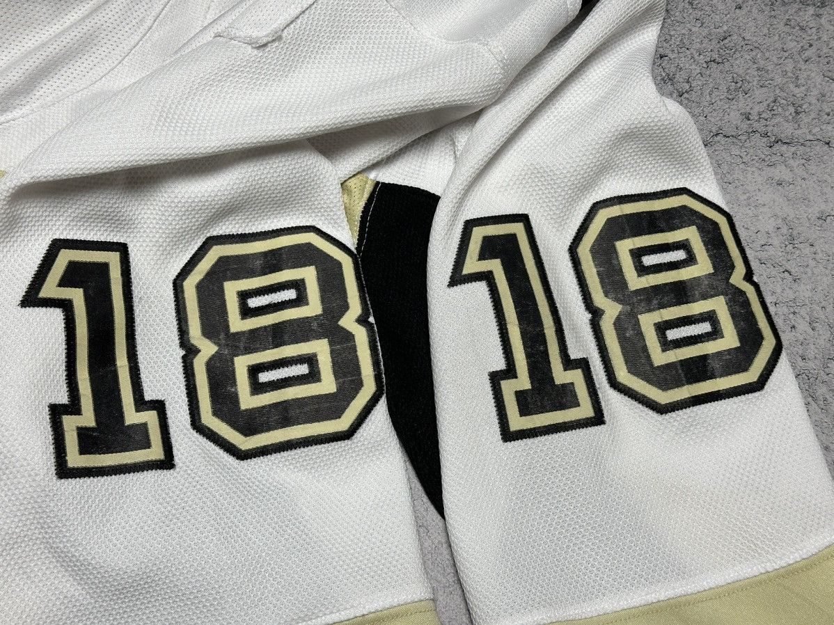 NHL Pittsburgh Penguins NHL James Neal #18 Jersey Size US S / EU 44-46 / 1 - 13 Thumbnail