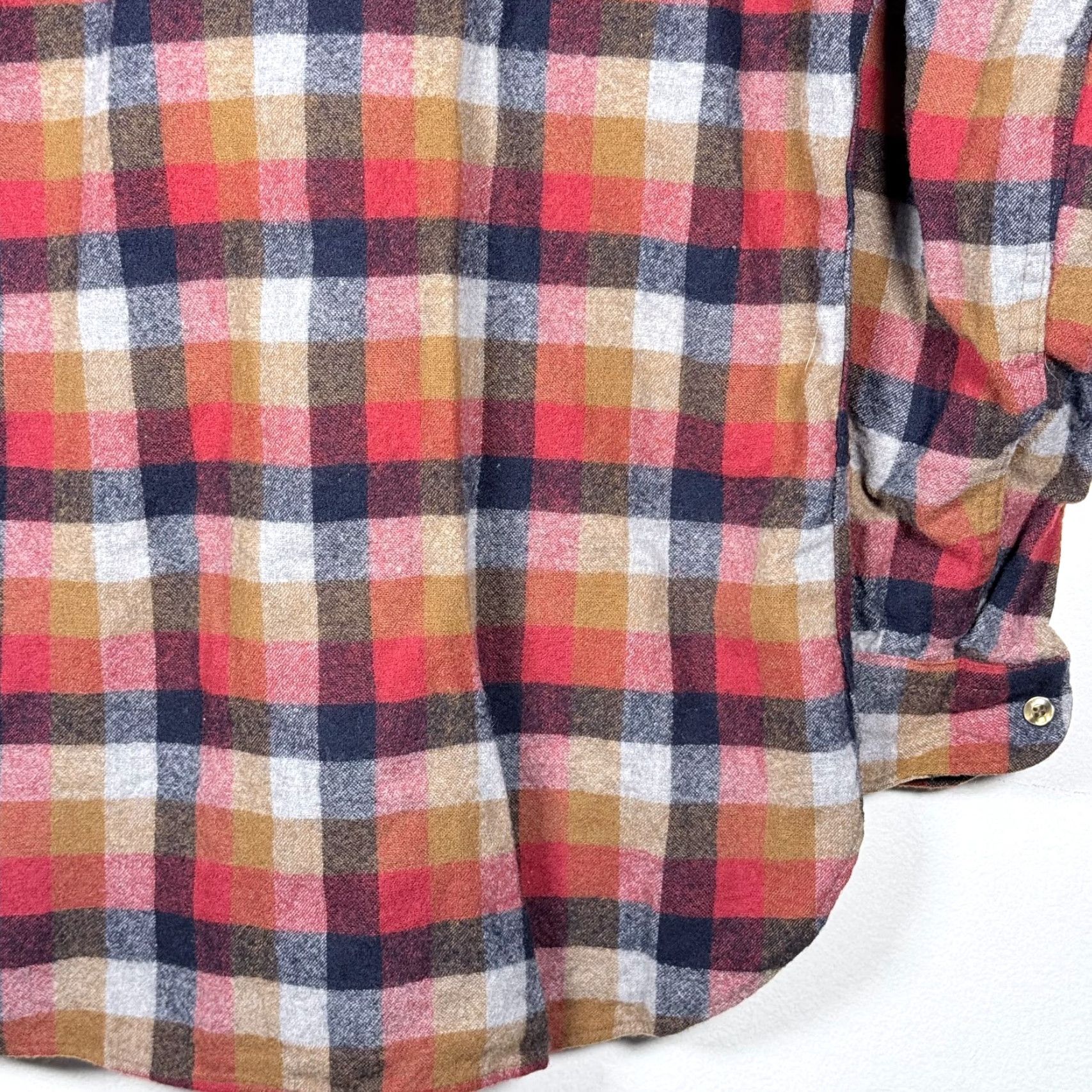 Pendleton VINTAGE Pendleton Shirt Mens Button-Up Long Sleeve Orange Plaid USA Made Size Medium Size US M / EU 48-50 / 2 - 6 Thumbnail