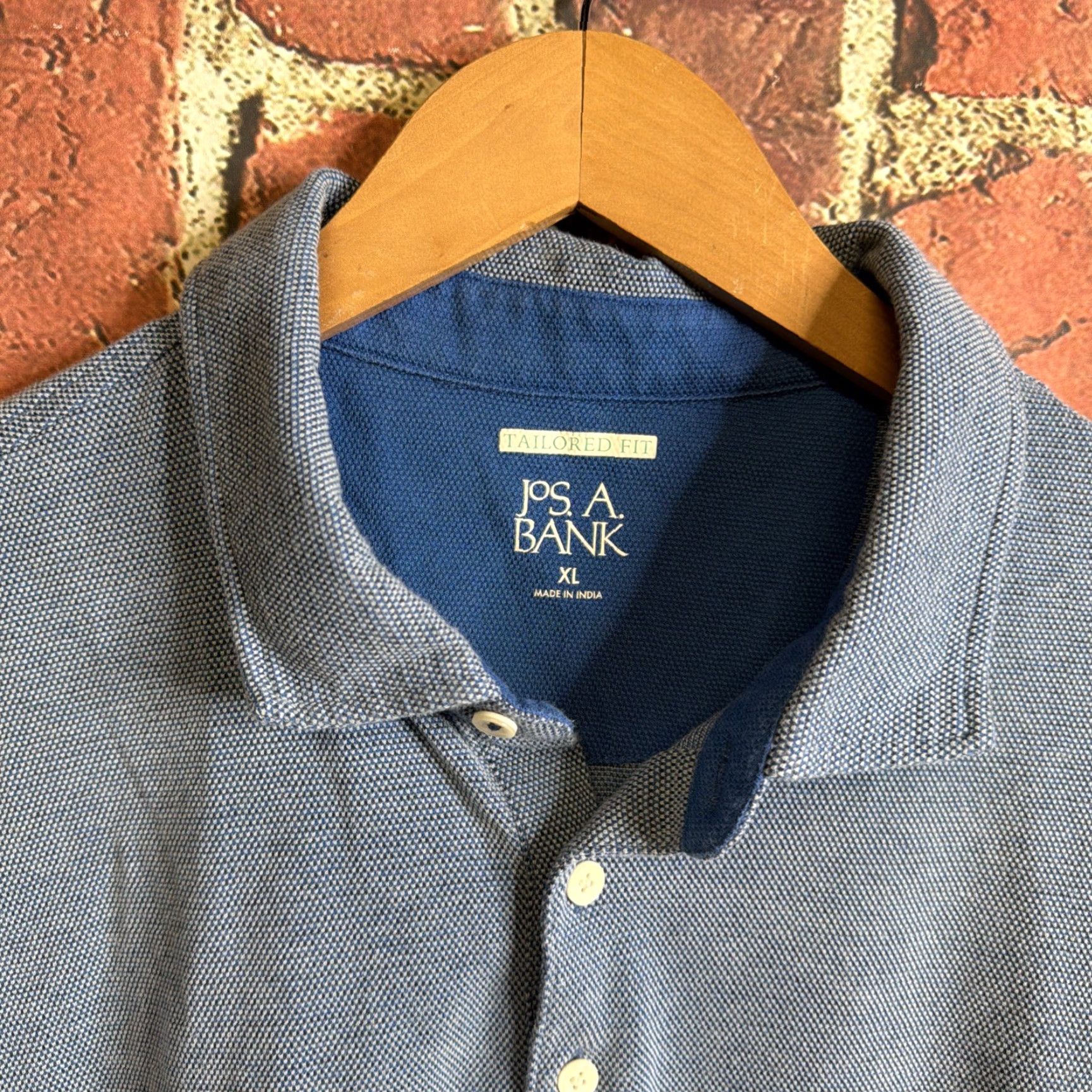 Jos. A. Bank Jos. A. Bank Traveler Collection Tailored Fit Polo XL Blue Men Shirt Polo Size US XL / EU 56 / 4 - 2 Thumbnail