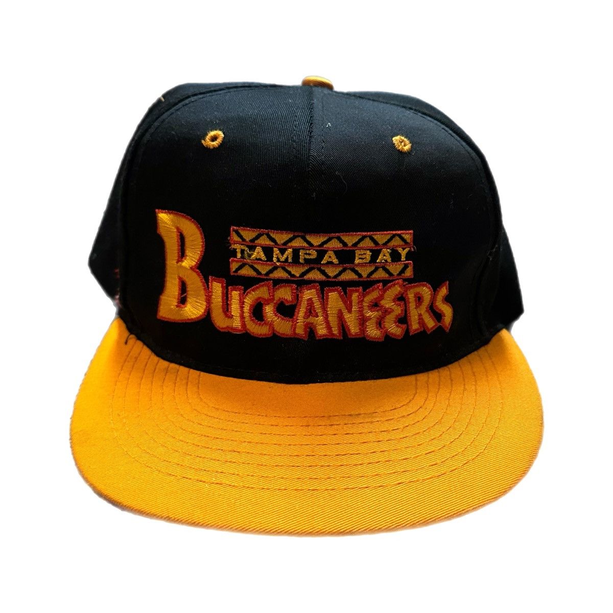 image of Nfl x Vintage Tampa Bay Buccaneers Snapback in Black, Men's