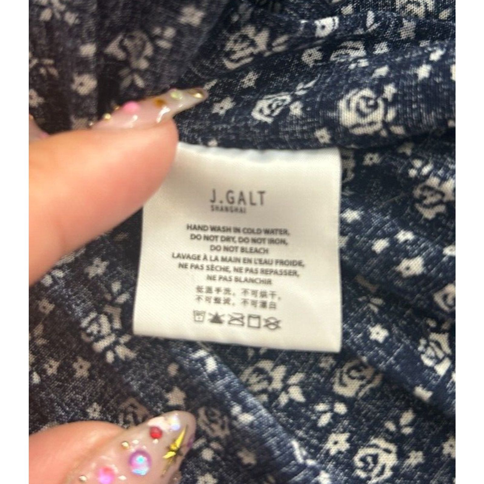 Other John Galt Navy Cream Floral Sleeveless Mini Dress Scoop Neck Size S / US 4 / IT 40 - 6 Thumbnail