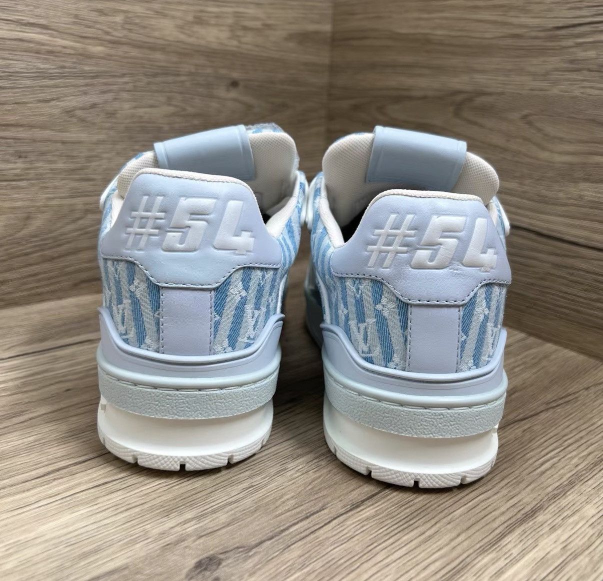 Louis Vuitton Louis Vuitton Trainer White & Blue Monogram Sneaker J41 Size US 6 / IT 36 - 5 Thumbnail
