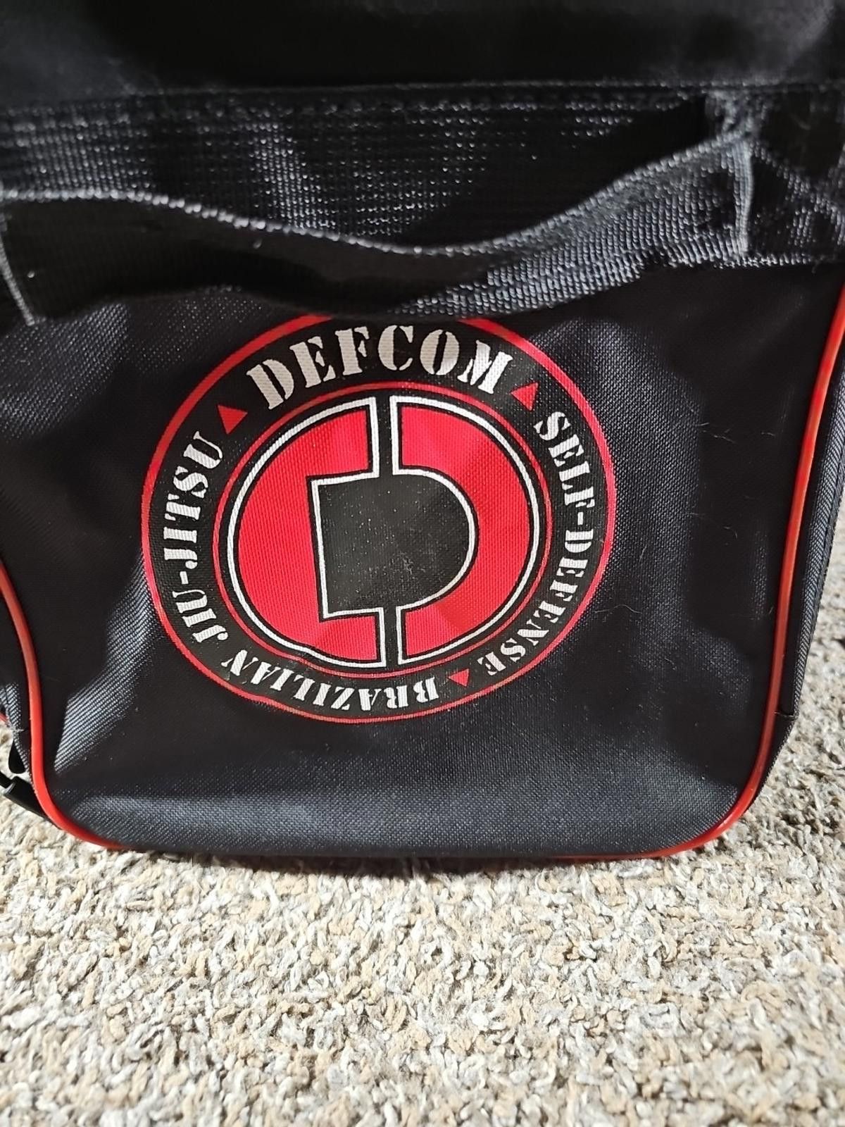 The Unbranded Brand Defcom Brazilian JiuJitsu Fit To Fight Duffle Gym Travel Bag Size ONE SIZE - 5 Thumbnail