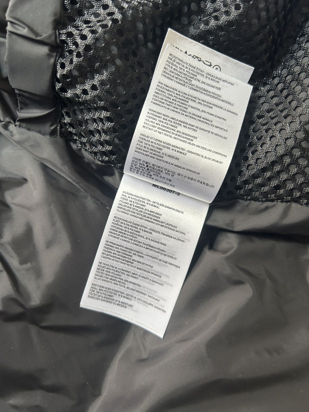 Canada Goose Canada Goose Wyndham North Star White Black Label Size US M / EU 48-50 / 2 - 12 Thumbnail