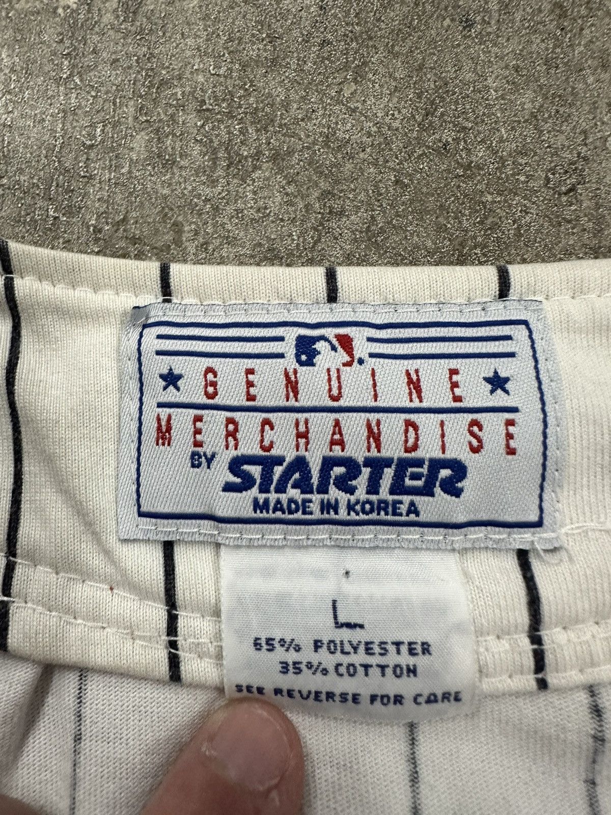 Starter Vintage 90s Starter Cleveland Indians Pinstripe MLB Jersey Size US L / EU 52-54 / 3 - 13 Thumbnail