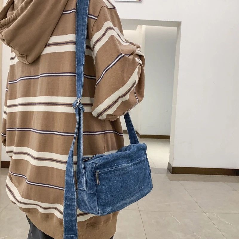 Japanese Brand Denim Crossbody Bag Size ONE SIZE - 2 Thumbnail