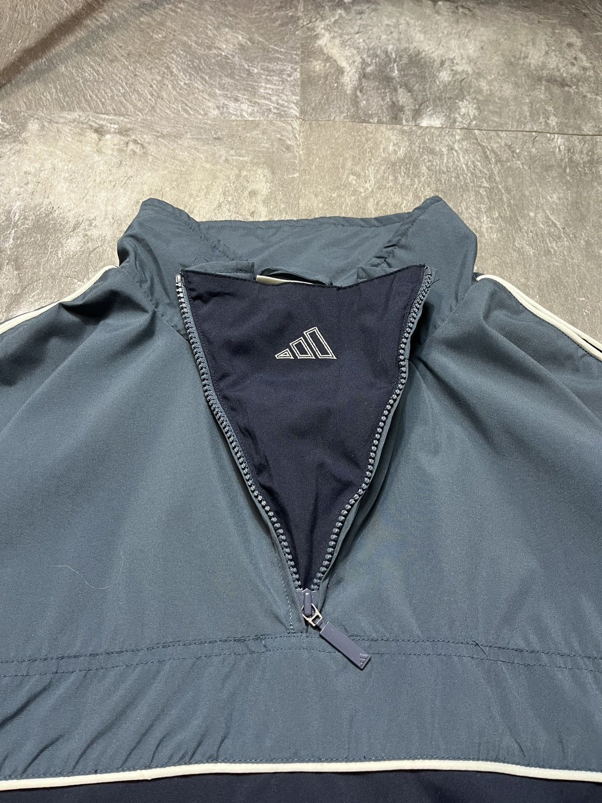 Adidas Adidas 90s Vintage Center Logo Anorak Jacket Y2K Size US XL / EU 56 / 4 - 2 Thumbnail