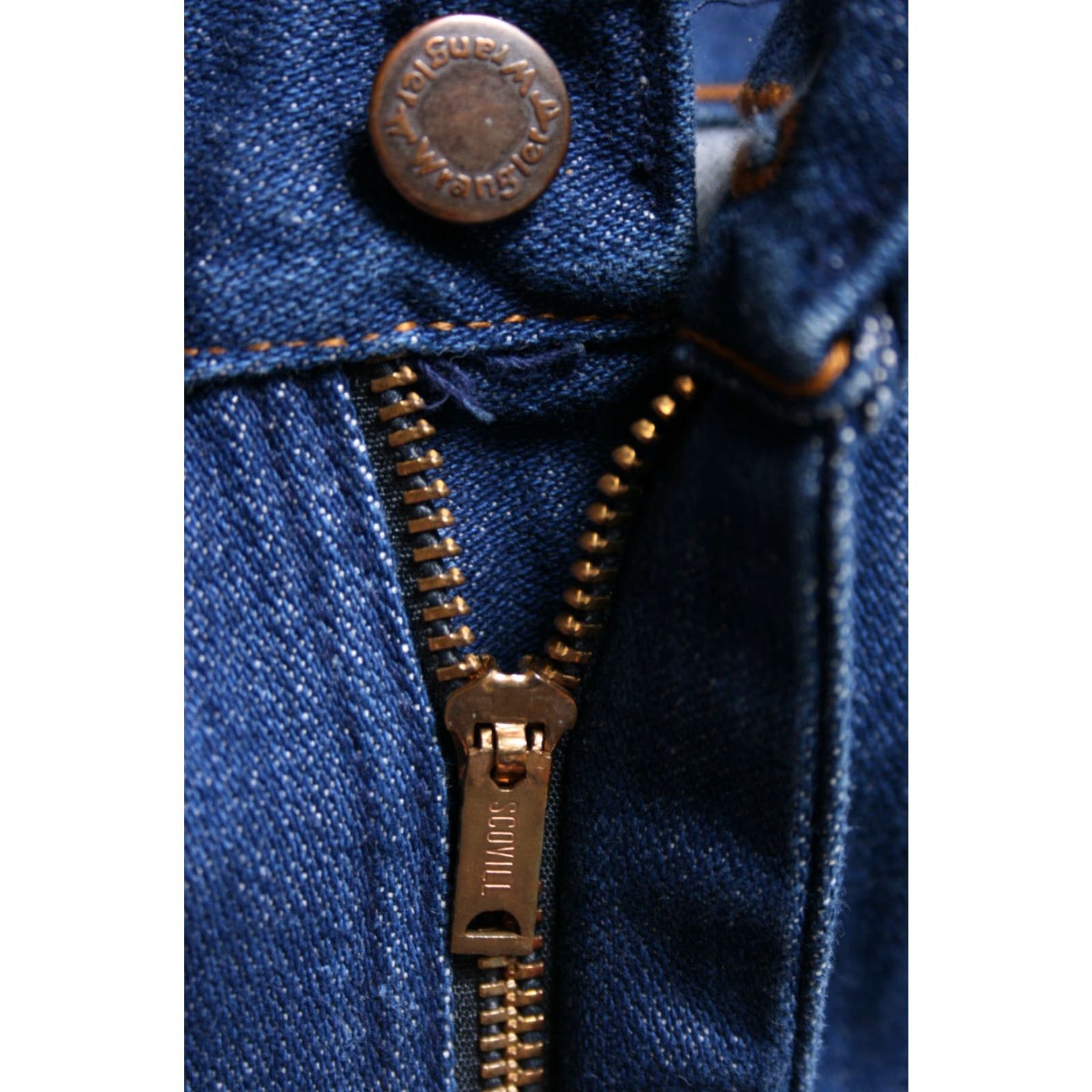 Wrangler VINTAGE Wrangler Slim Fit Straight Leg Jeans - 28x35 - Made in USA - Blue - Denim - Mens - 28x35 - Zip Closure Size US 28 / EU 44 - 3 Thumbnail