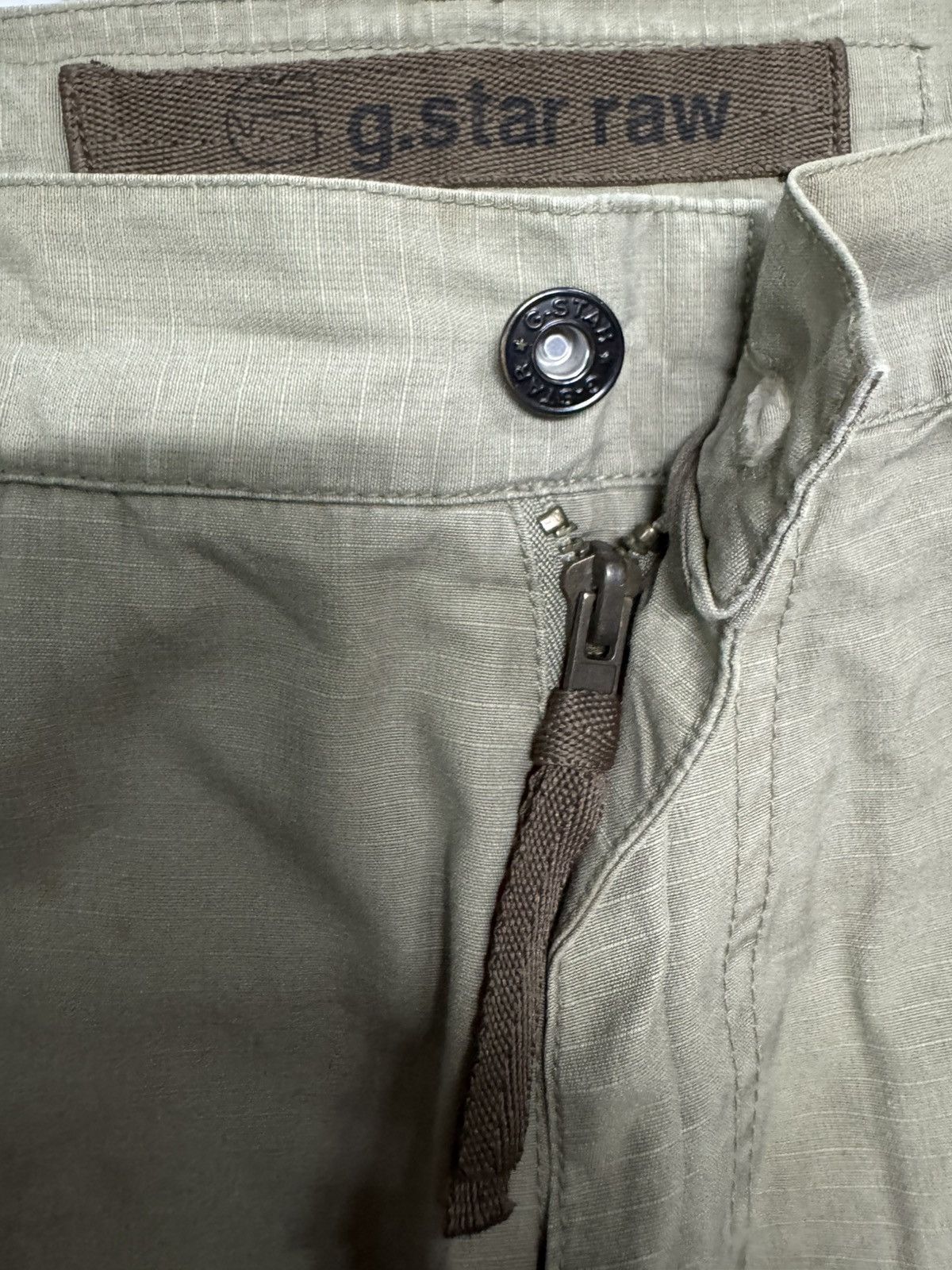 Undercover G-STAR RAW x S.C ARMY ELWOOD SICK MULTIPOCKET DOUBLE KNEE Size US 30 / EU 46 - 12 Thumbnail