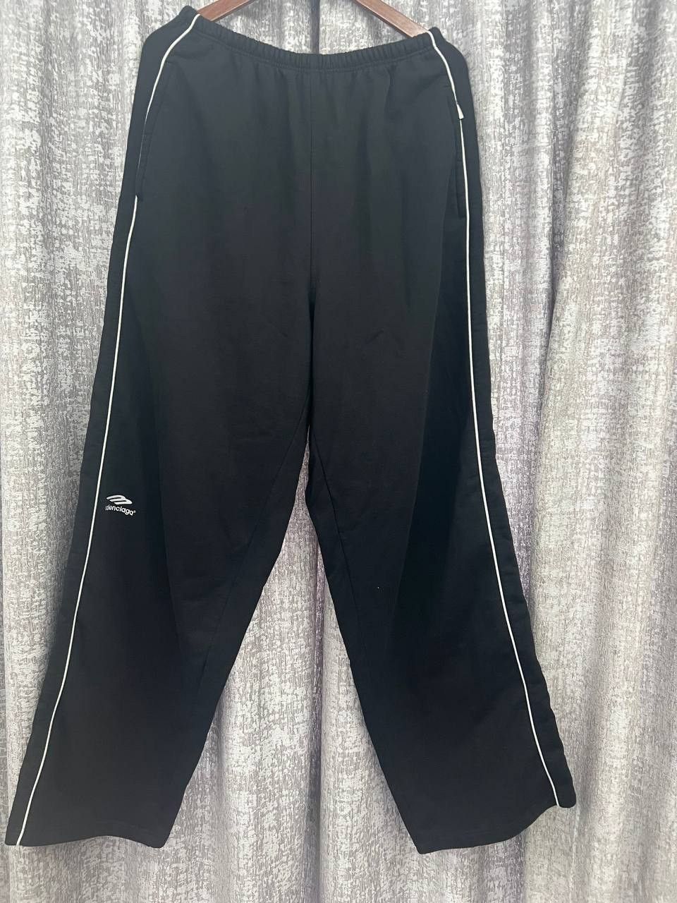 image of Balenciaga 3B Tracksuit Pants in Black, Men's (Size 30)