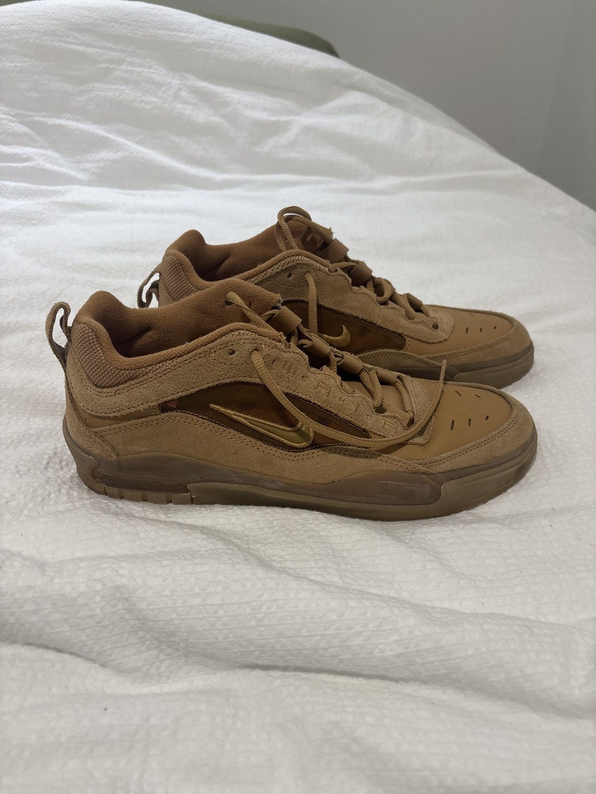 Nike Nike SB Air Max Ishod ‘Flax’ Skateboard Shoe Size US 10 / EU 43 - 5 Thumbnail