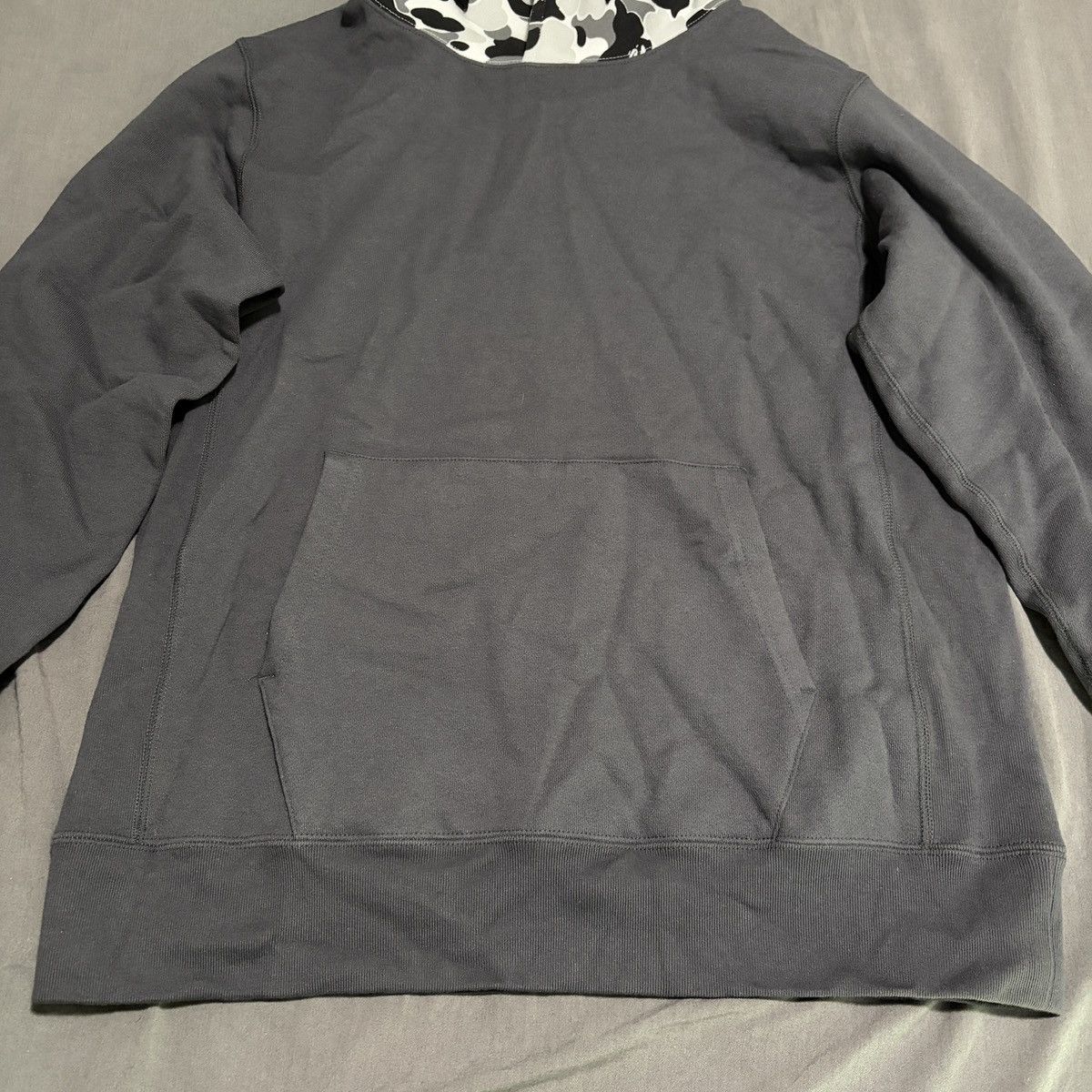 Bape BAPE ABC Camo Shark Pullover Hoodie Medium Charcoal Men’s Size US M / EU 48-50 / 2 - 11 Thumbnail
