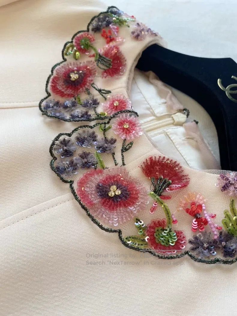 Valentino Valentino Heavy beaded embroidery doll collar short sleeve Size L / US 10 / IT 46 - 3 Thumbnail