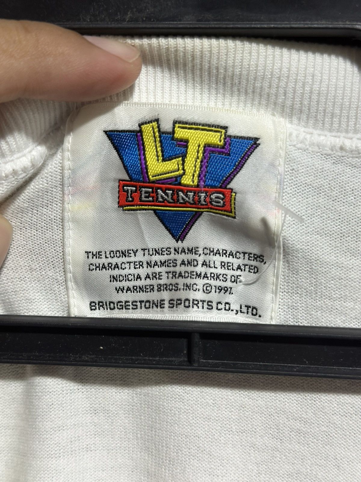 Warner Bros Thrashed Vintage Looney Tunes Tennis Faded Tee Size US L / EU 52-54 / 3 - 4 Thumbnail