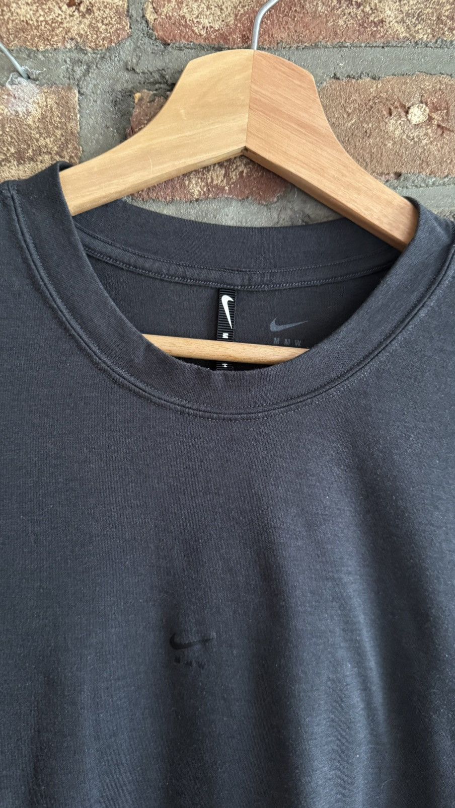 1017 ALYX 9SM × Alyx × Nike Yoga Shirt Size US XL / EU 56 / 4 - 2 Thumbnail