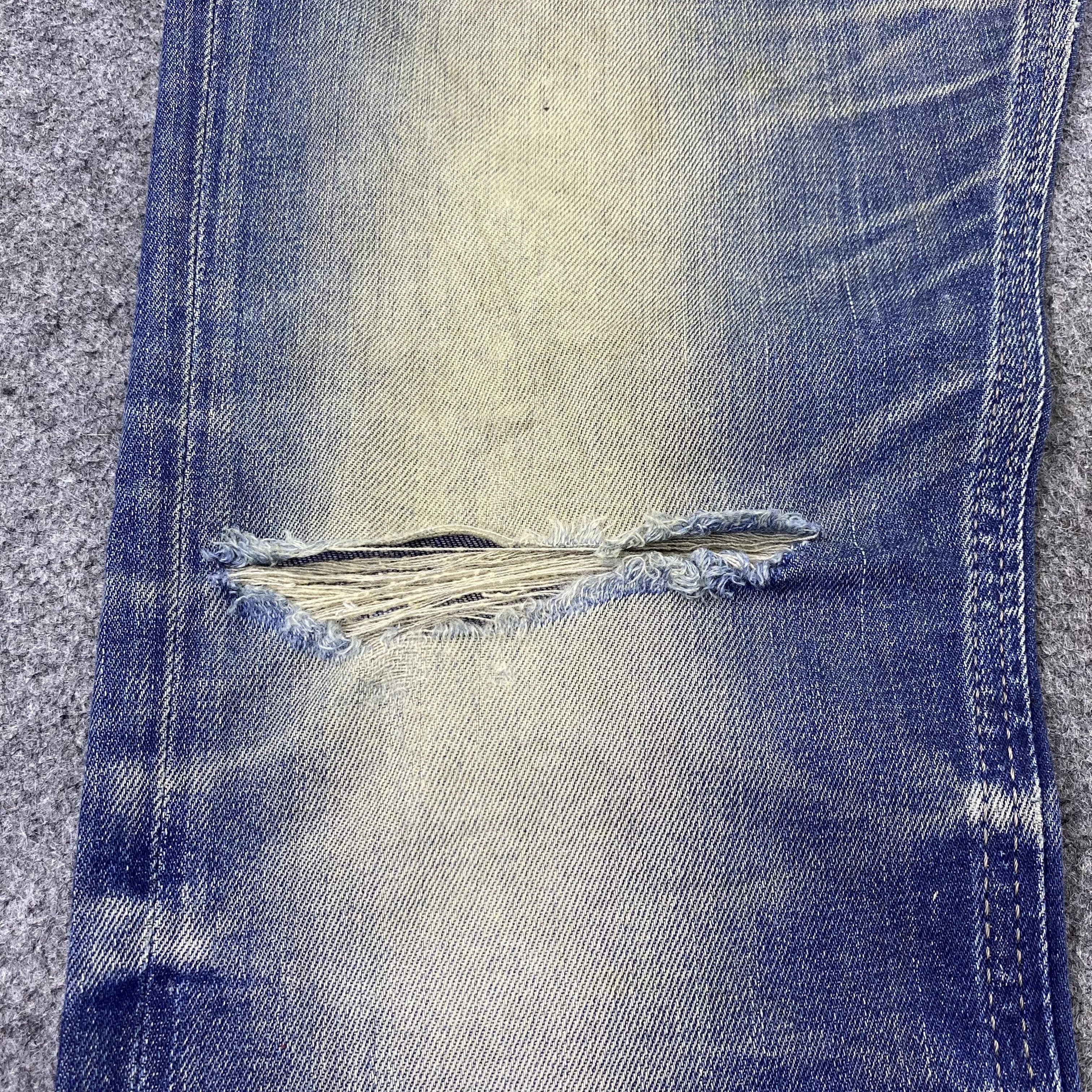 Diesel Diesel Distressed Blue Wash Jeans-J1169 Size US 33 - 8 Thumbnail