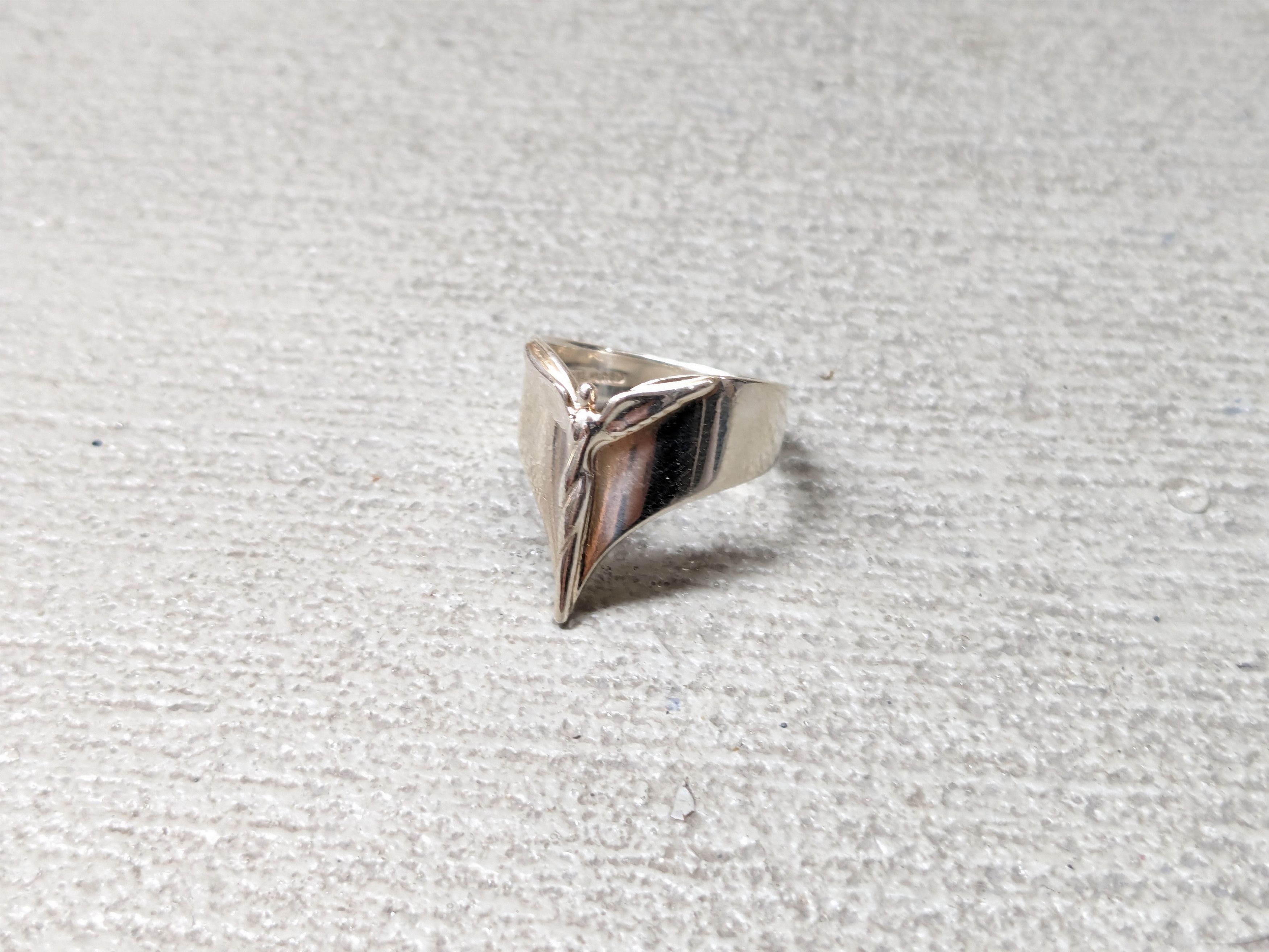 Jewelry × Vintage Vintage Sterling Silver Ring Angel Minimalist Avant Garde Size ONE SIZE - 4 Thumbnail