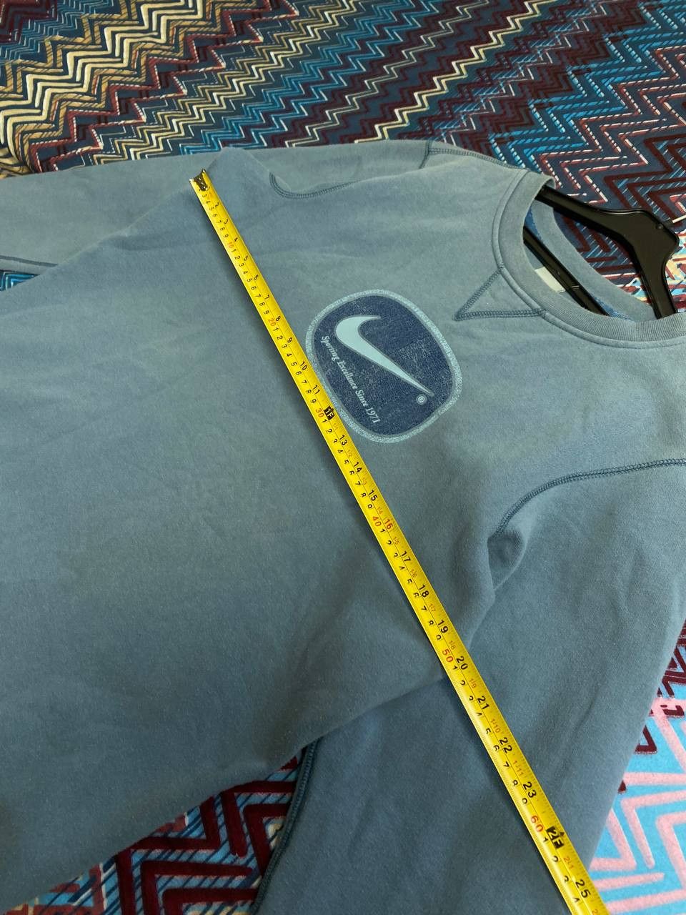 Nike × Vintage Vintage 90s Nike Swoosh Graphic Distressed sweatshirt Size US S / EU 44-46 / 1 - 10 Thumbnail