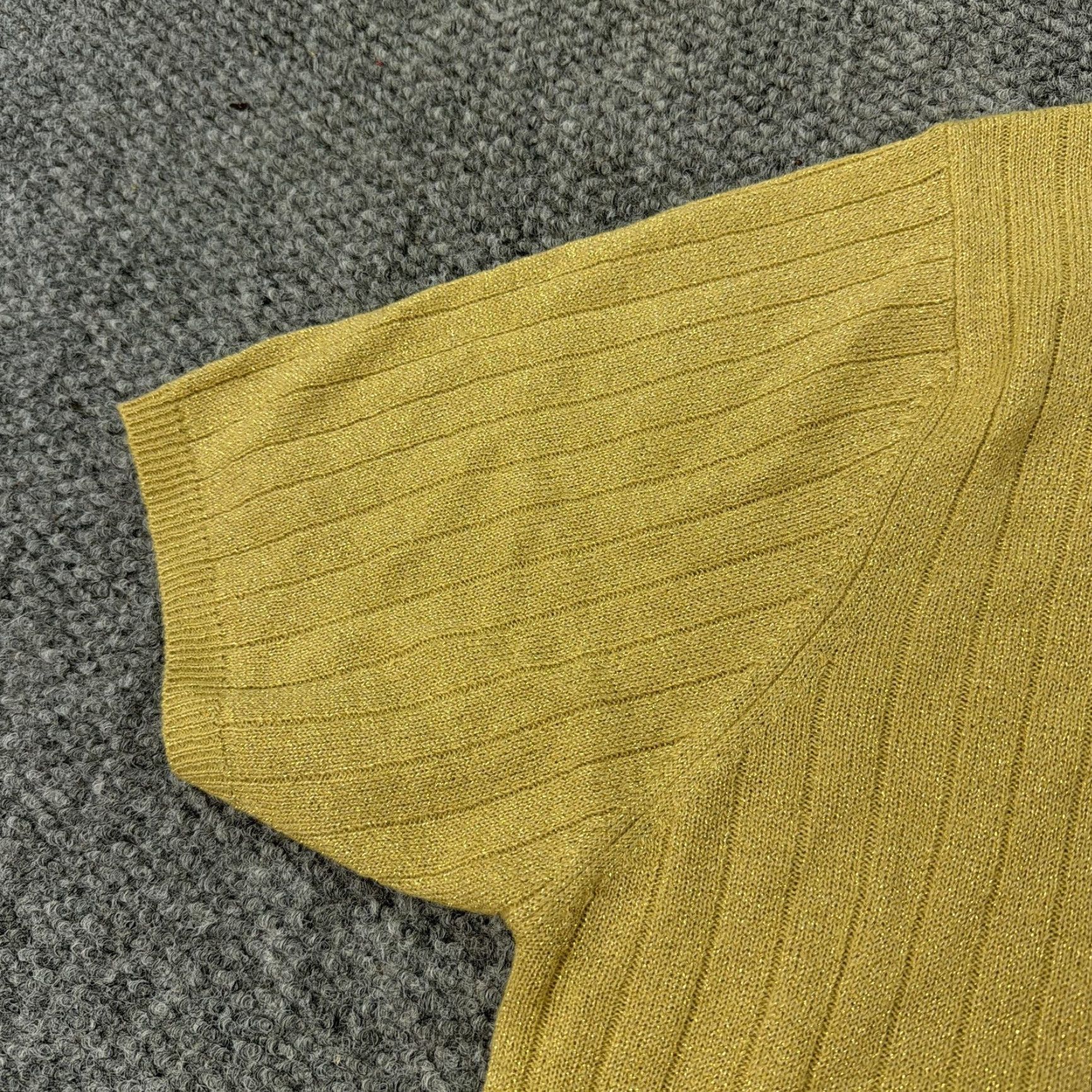 Vintage VINTAGE Sag Harbor Sweater Womens L Gold Mock Neck Short Sleeve Pullover Knit Solid Size L / US 10 / IT 46 - 4 Thumbnail