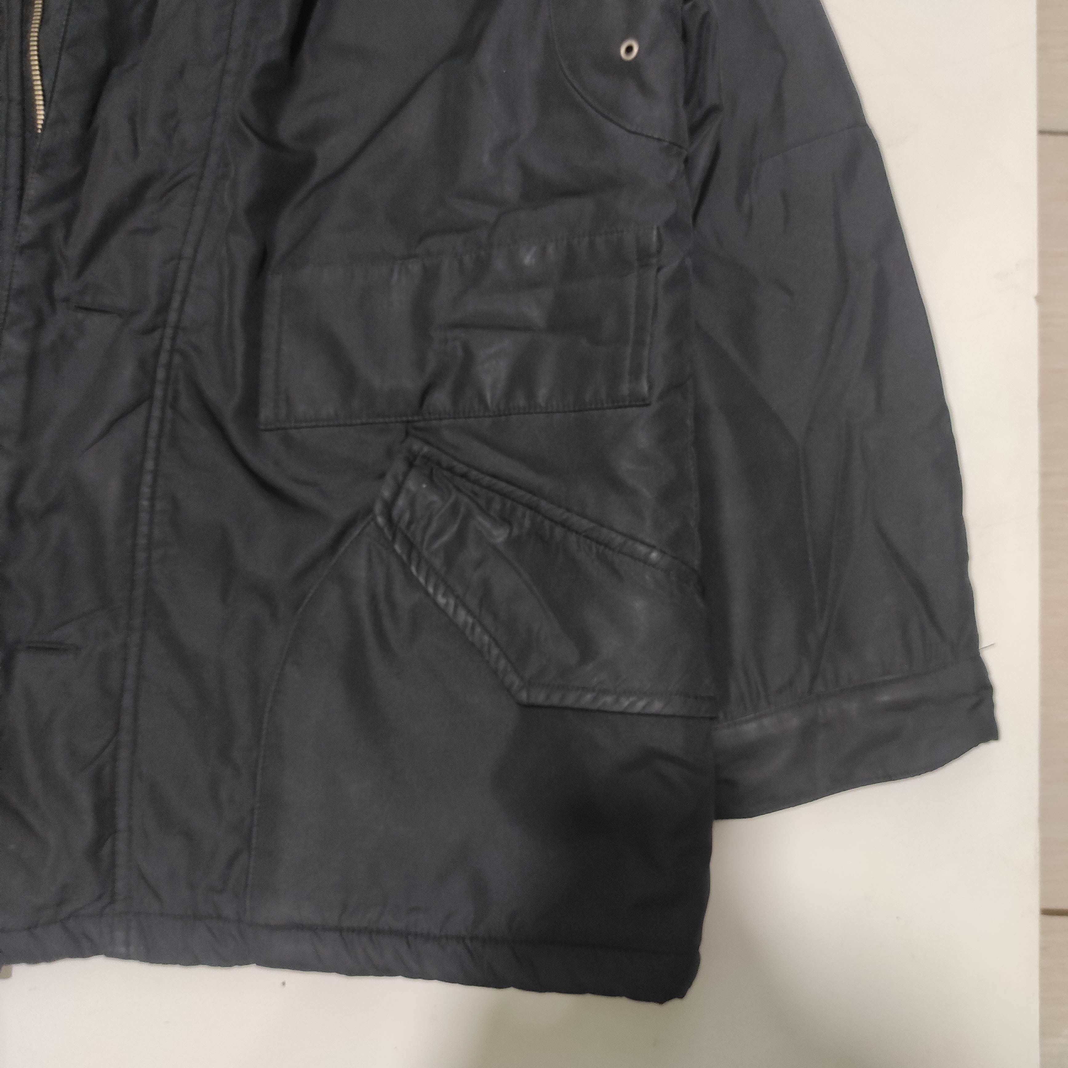 Giorgio Armani Giorgio Armani Down Jacket Size US M / EU 48-50 / 2 - 5 Thumbnail