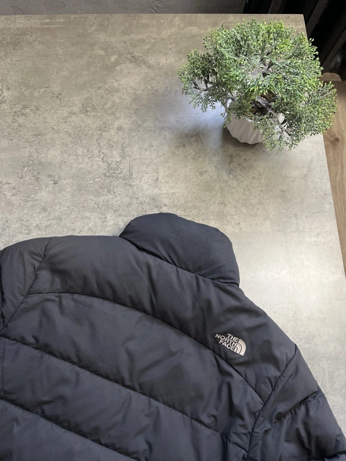 The North Face The North Face Gray Nuptse 700 Gorpcore Puffer Size M / US 6-8 / IT 42-44 - 4 Thumbnail
