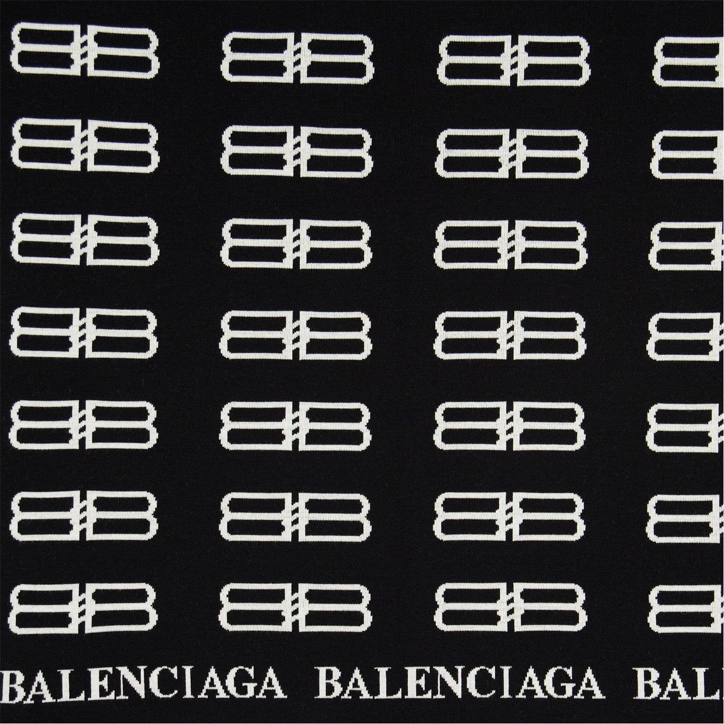Balenciaga o1g2r1mq0226 Size: OS / BB Blanket Scarf In Black/White Size ONE SIZE - 2 Thumbnail