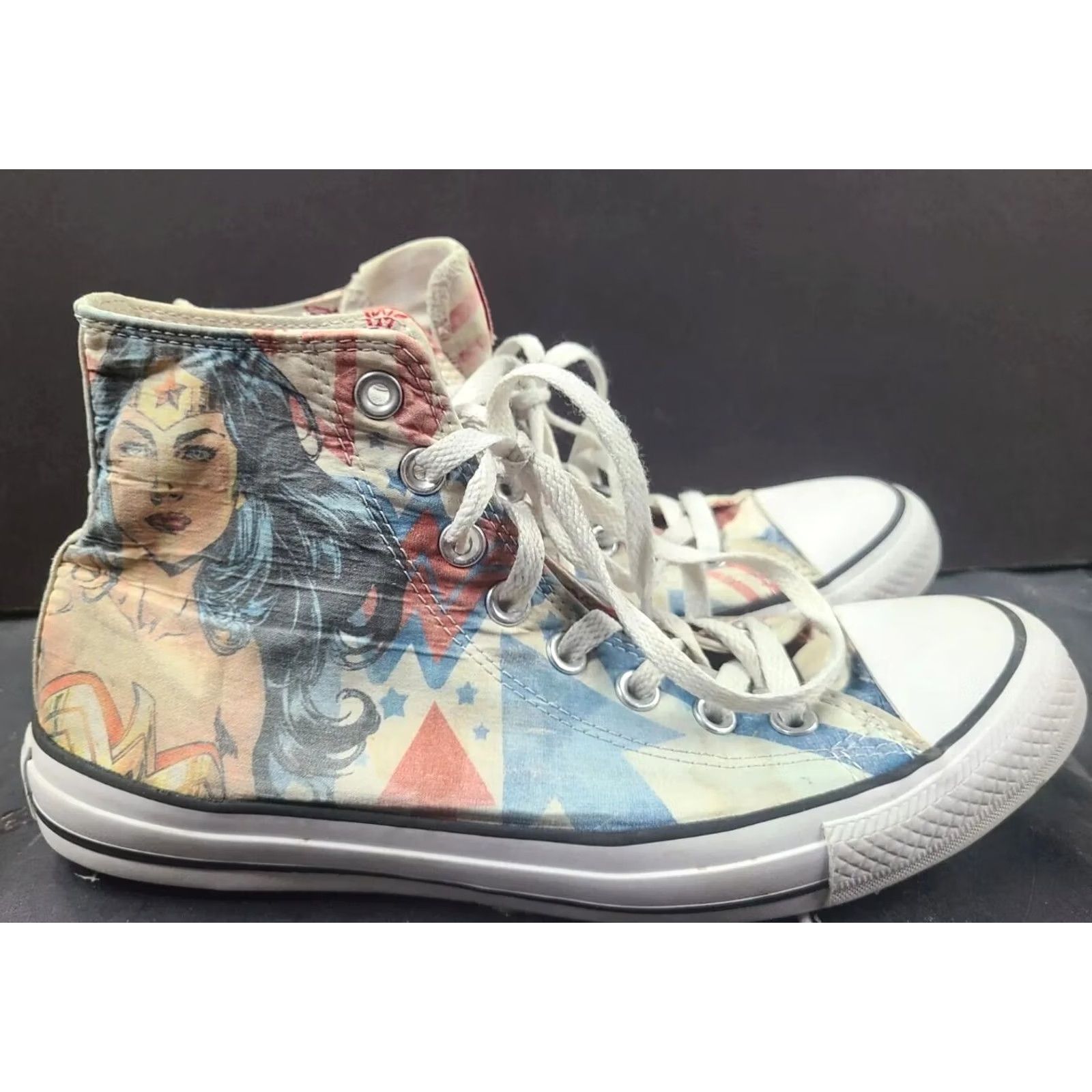 Converse Converse Chuck Taylor X DC Comics Wonder Woman High Top Sneaker Unisex Adults Size US 9.5 / UK 7.5 / EU 41 White Graphic Logo Size US 10 / IT 40 - 2 Thumbnail