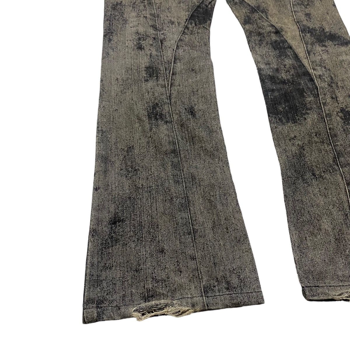 Schlussel SCHLUSSEL Spiral Cut Low Flare Coated Jeans Size US 29 - 14 Thumbnail