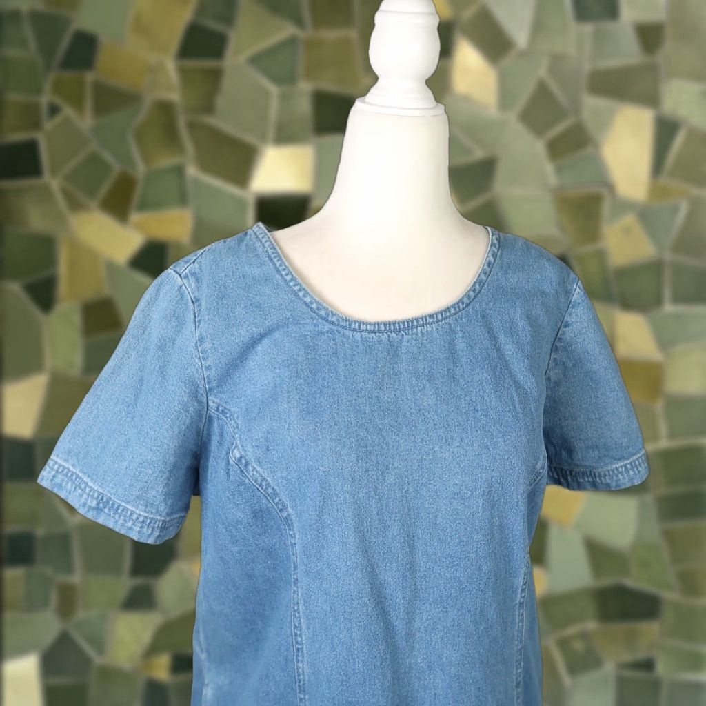 Denime VINTAGE Boston Classics 90s light wash blue denim mini t-shirt dress 10 Womens Short Sleeve Cotton Pockets 90s Vintage Classic Dress Size L / US 10 / IT 46 - 1 Thumbnail