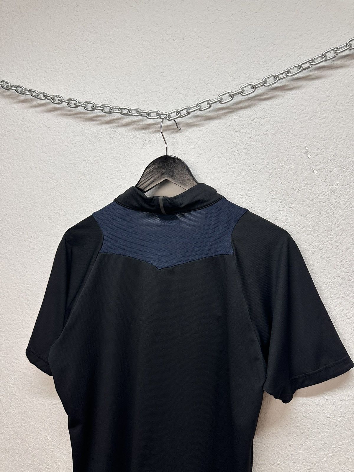Oakley Vintage Oakley T-shirt Y2k nylon gore cope outdoor jacket Size US M / EU 48-50 / 2 - 15 Thumbnail