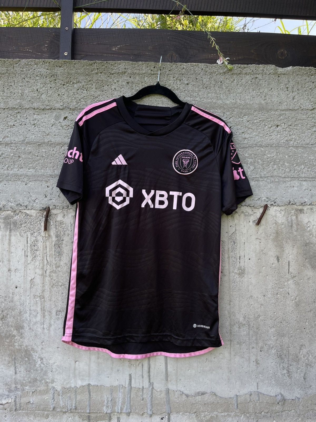 Nike Adidas Inter Miami Messi pink jersey Size US S / EU 44-46 / 1 - 7 Thumbnail