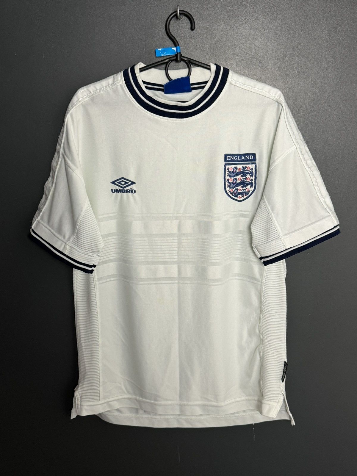 Umbro England National Team 99/01 Home Football Jersey T-Shirt Size US L / EU 52-54 / 3 - 1 Thumbnail