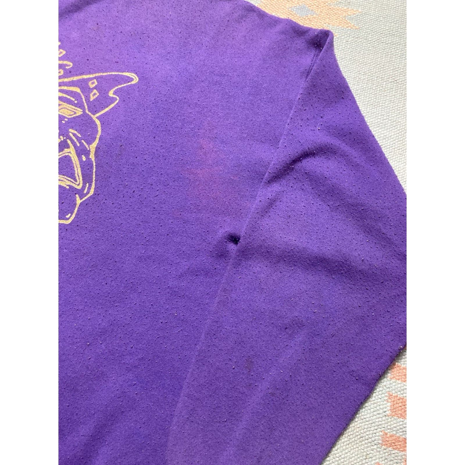 Vintage VINTAGE 80s 90s crewneck sweatshirt happy sad mask theatre comedy tragedy 2XL Men Purple 90s Shirt Pullover Cartoon? Size US XXL / EU 58 / 5 - 7 Thumbnail
