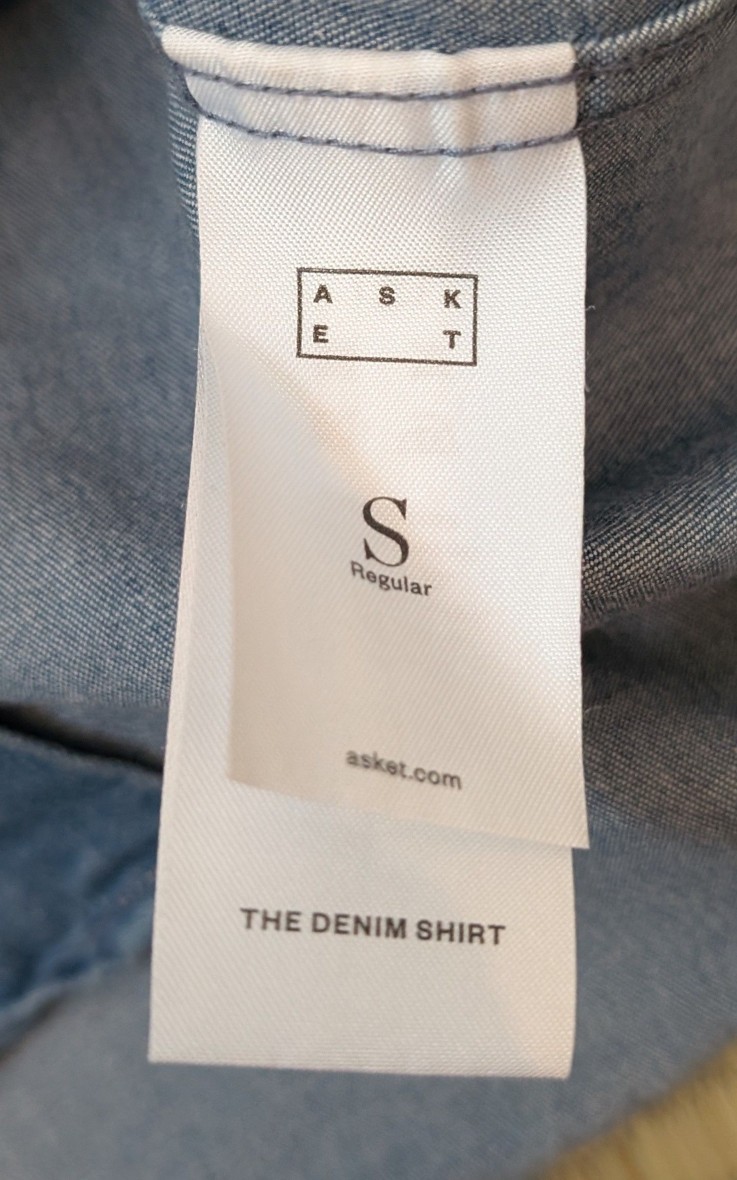 Asket Asket The Denim Shirt Mid Wash Made in Portugal Size US S / EU 44-46 / 1 - 4 Thumbnail