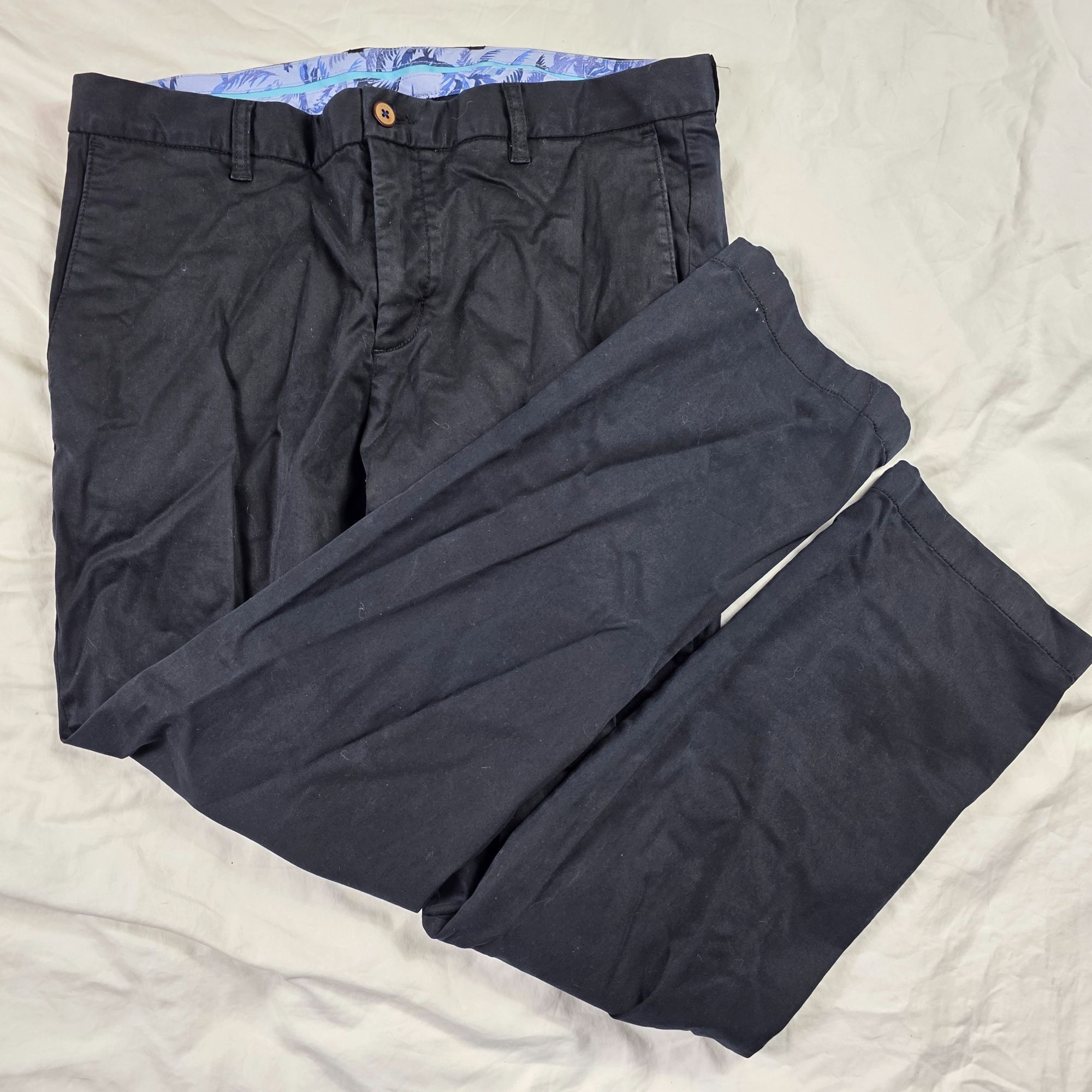 Tommy Bahama Tommy Bahama Mens Size 36x30 Black Casual Pants Walking Outd Size US 36 / EU 52 - 1 Thumbnail