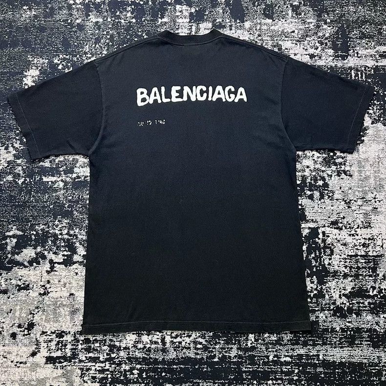 Balenciaga Balenciaga Black blurred graffiti monogram logo short slee Size US S / EU 44-46 / 1 - 3 Thumbnail
