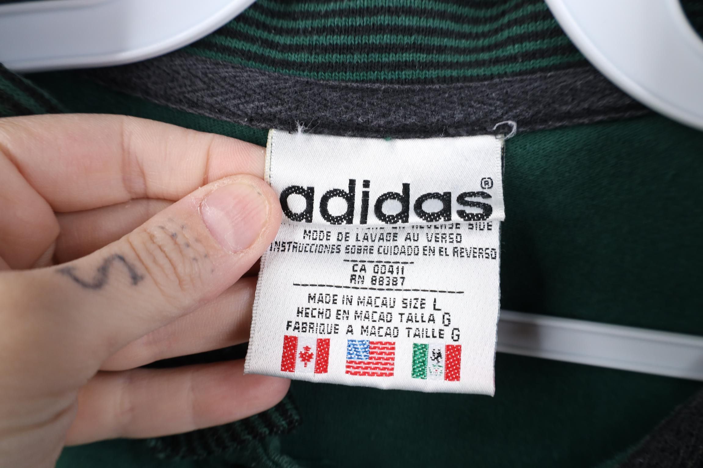 Adidas Vintage 90s Adidas Baggy Collared Golf Polo Shirt Green Size US L / EU 52-54 / 3 - 6 Thumbnail