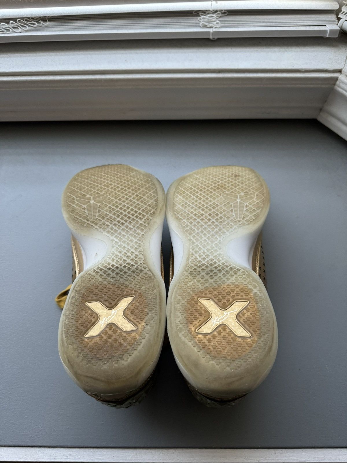 Nike NEED GONE ‼️ Nike Kobe 10 EXT “Liquid Gold” Size US 8.5 / EU 41-42 - 5 Thumbnail
