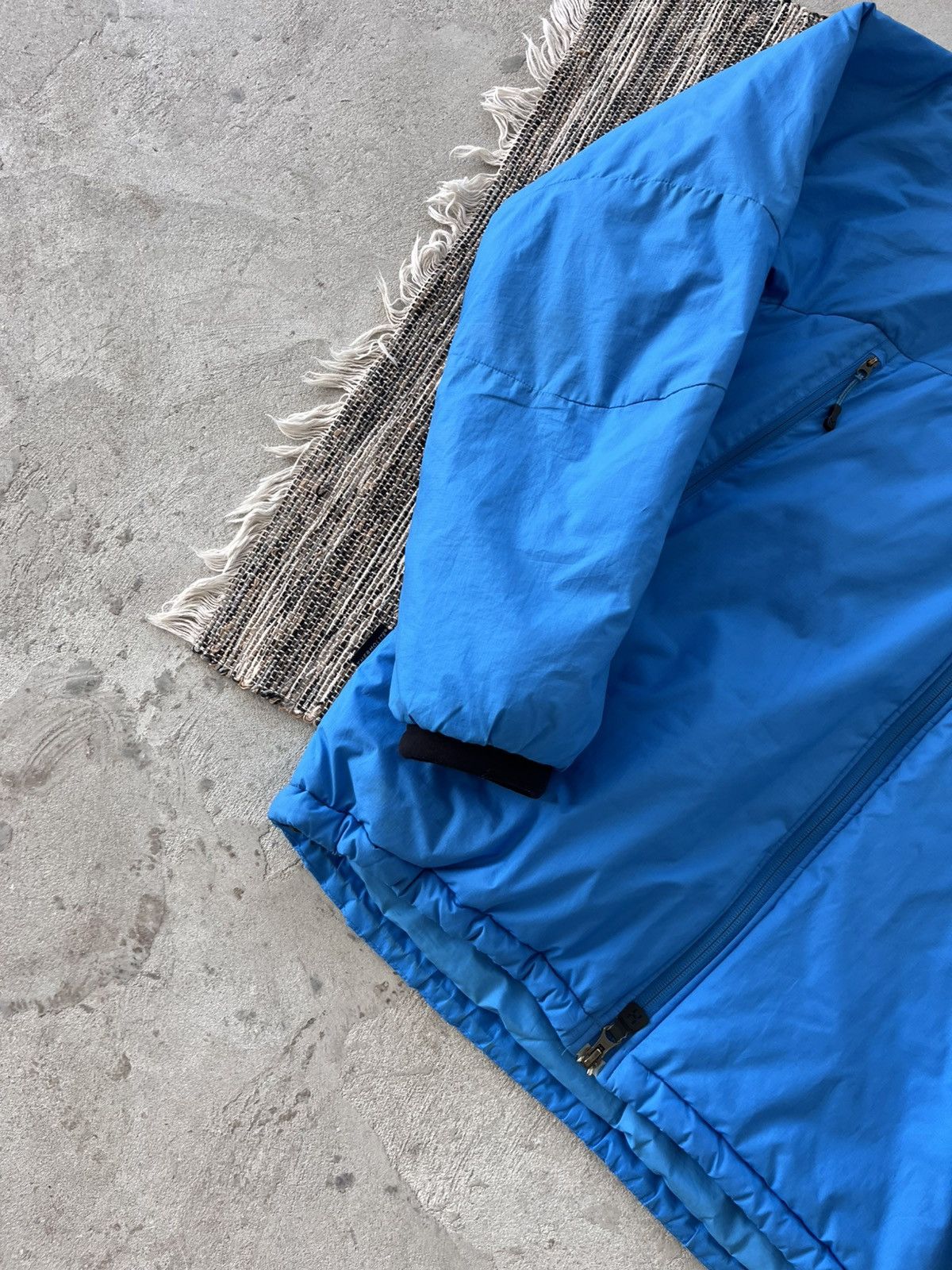 Haglofs Vintage Haglöfs Lightweight Down Jacket Blue outdoor Y2K Size US L / EU 52-54 / 3 - 7 Thumbnail