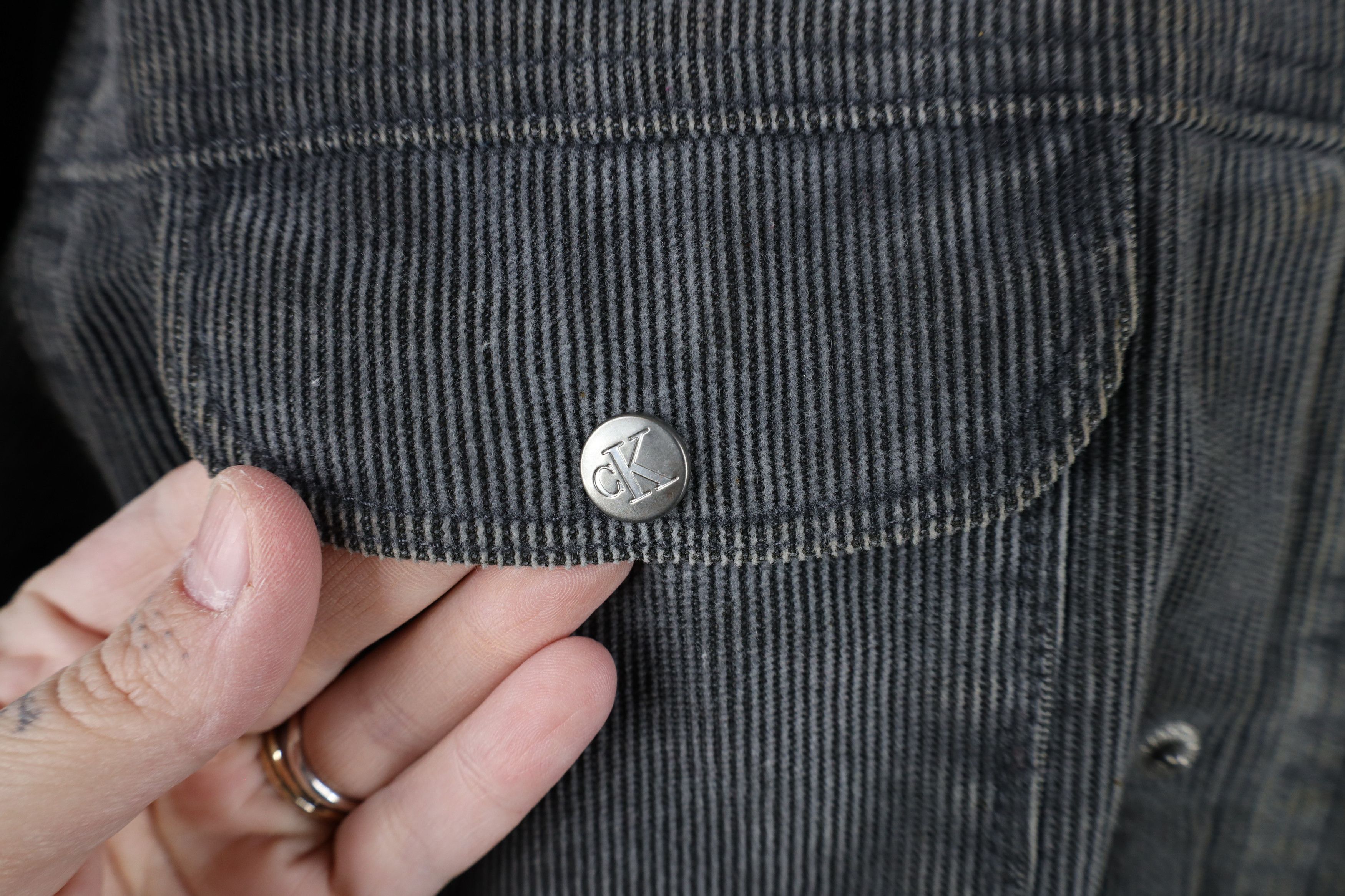 Calvin Klein × Vintage Vintage 90s Calvin Klein Corduroy Cafe Racer Bomber Jacket Size XL / US 12-14 / IT 48-50 - 9 Thumbnail