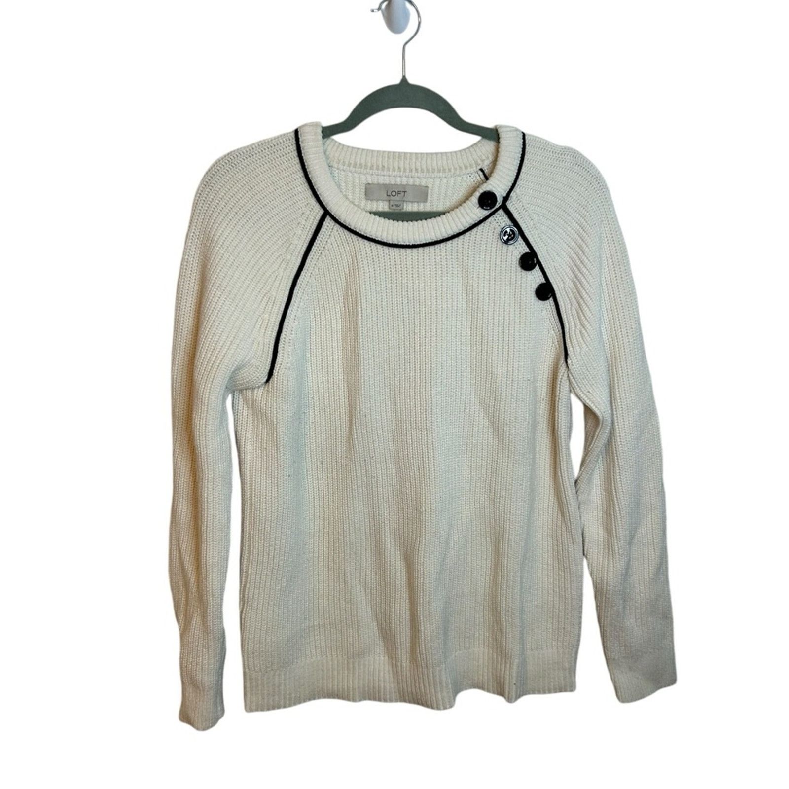 Loft Loft Cream Cable Knit Crewneck Button Sweater Size M / US 6-8 / IT 42-44 - 1 Thumbnail