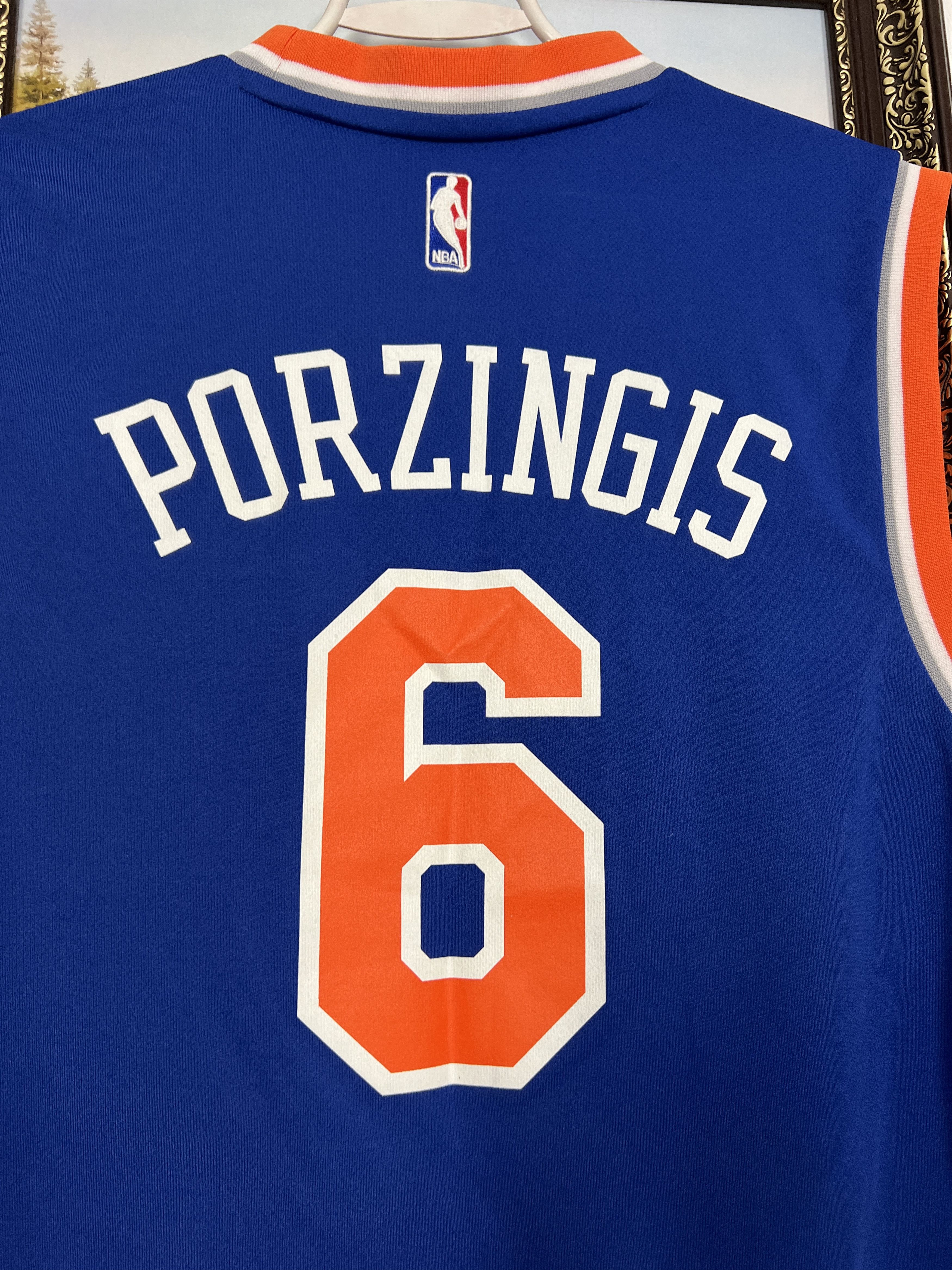 Adidas Vintage New York Knicks #6 Porzingis NBA Jersey Trikot Size US S / EU 44-46 / 1 - 10 Thumbnail