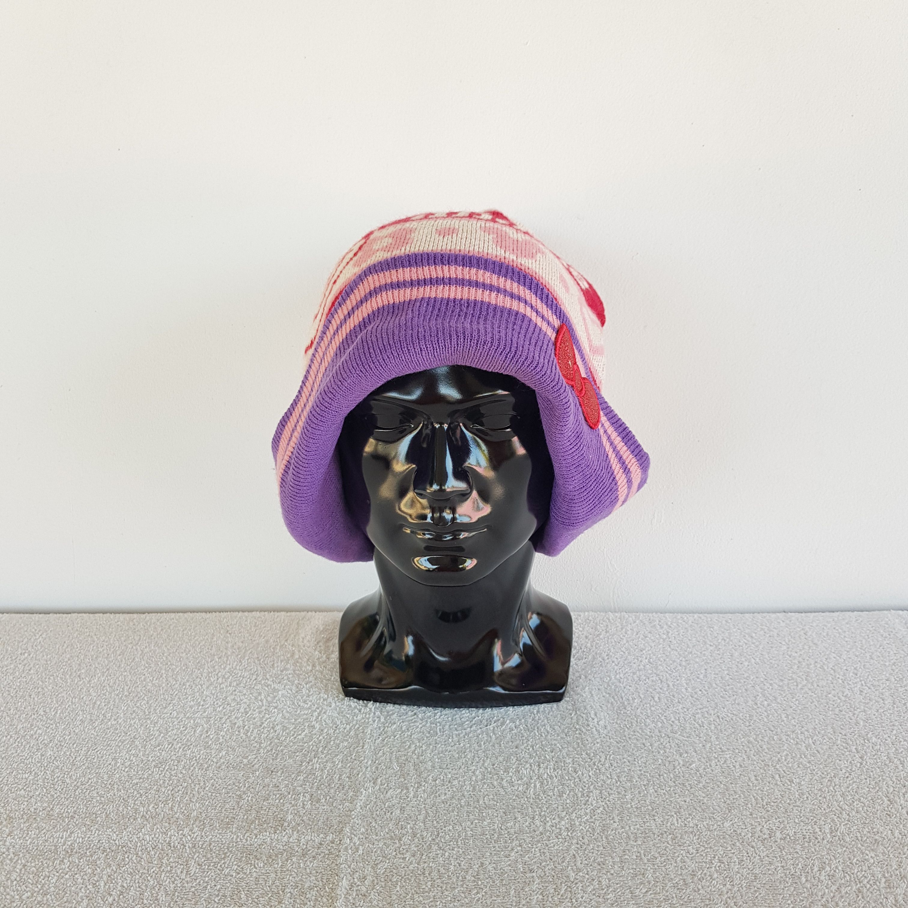 Disney Vintage Minnie Mouse Beanie 90s Disney Cartoon Snow Caps Hat Size ONE SIZE - 2 Thumbnail