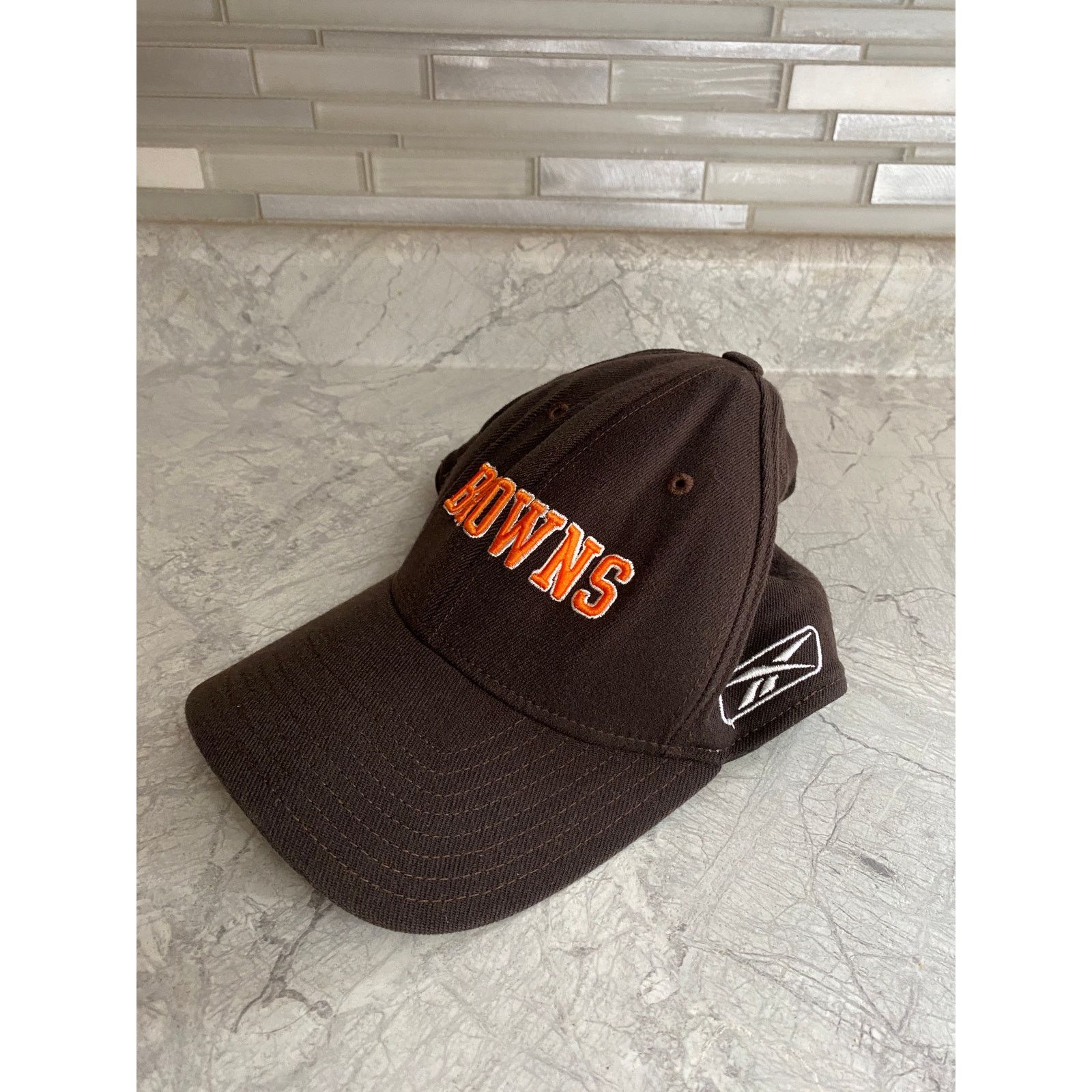 Reebok Cleveland Browns Stretch-Fit NFL Football Hat Size L/XL Size ONE SIZE - 1 Thumbnail