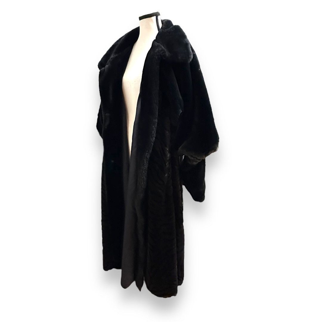 Vintage Women’s XXL Vintage Faux Fur 3/4 Maxi Opera Coat Size XXL / US 16-18 / IT 52-54 - 4 Thumbnail